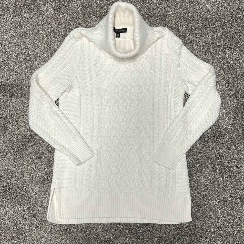 BANANA REPUBLIC CABLE-KNIT TURTLENECK PULL-OVER SWEATER SIZE EXTRA SMALL